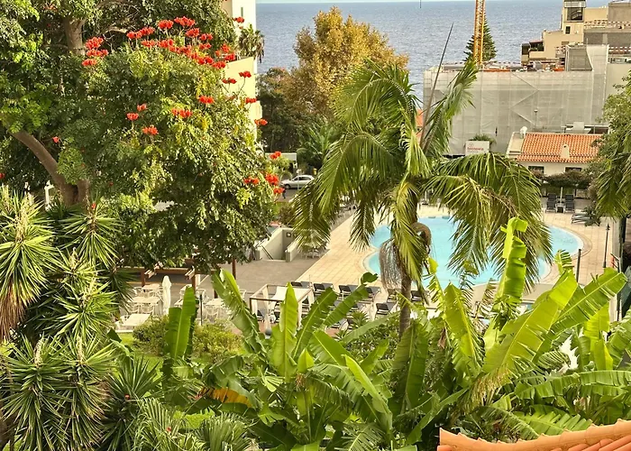 Romantic Lido For Couples דירה *